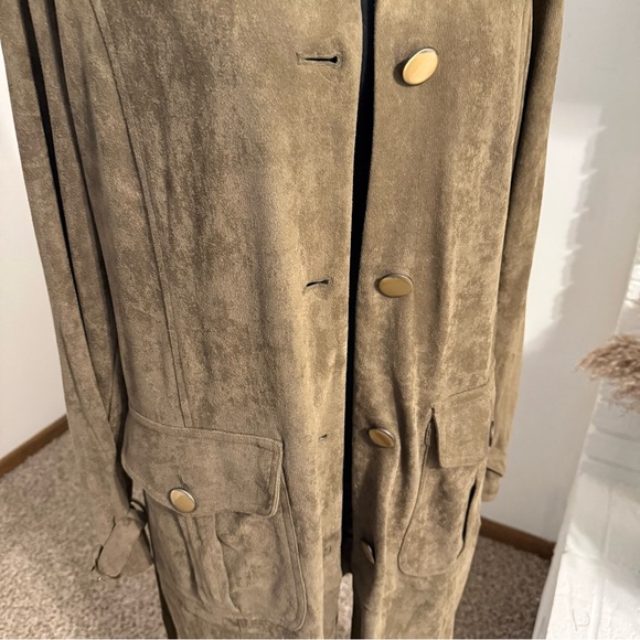 Women's Suede Trench Coat - Brown - Picture 11 of 12